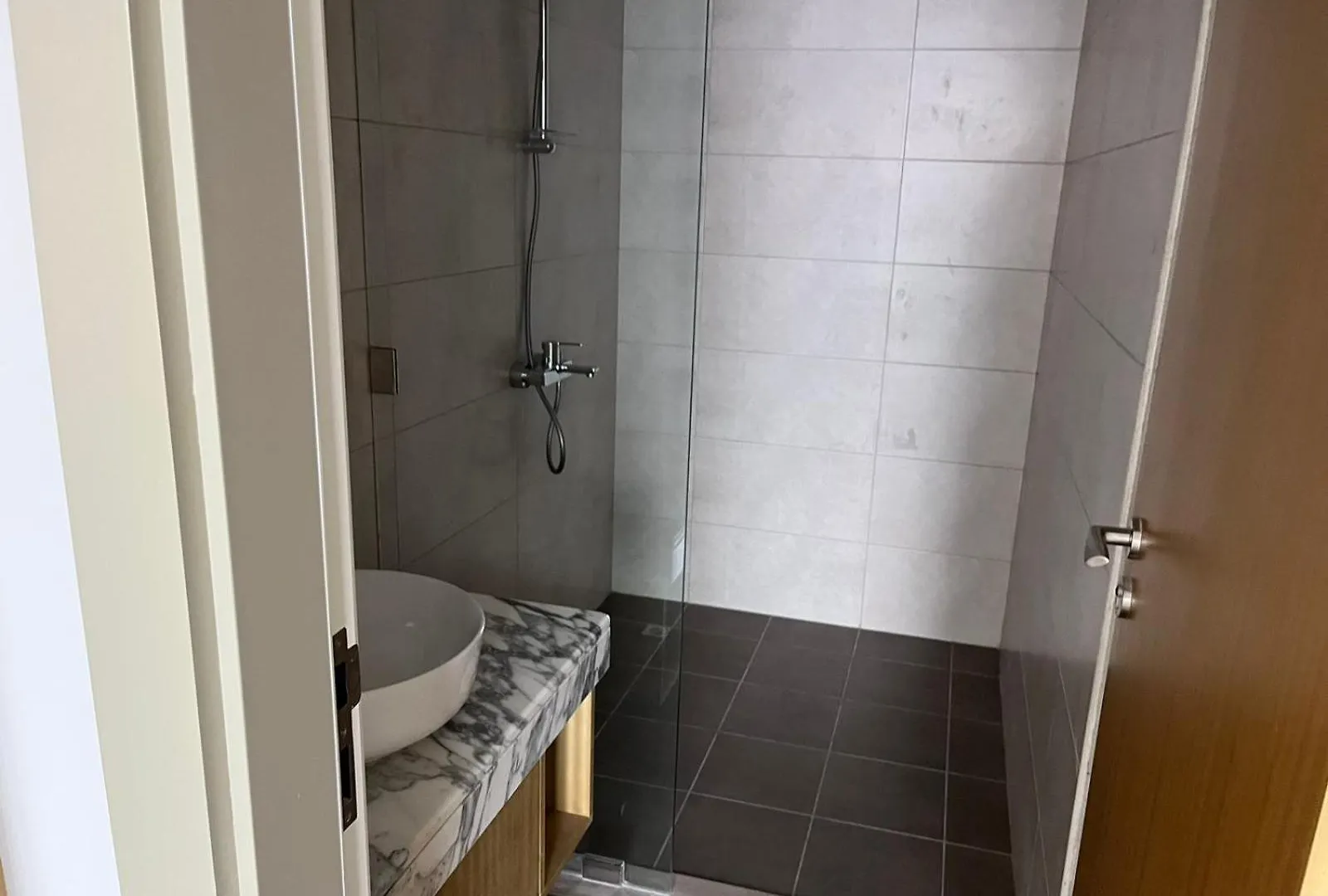 Very Spacious 2 Bedroom Apartment Modern Comfort In The Heart Of Dubai 0*,